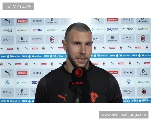 迈尼昂：扑出点球是本能反应，为球队感到骄傲