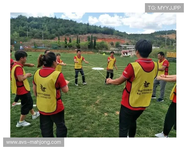 户外运动服务体系完善安全标准 拓展亲子互动新场景