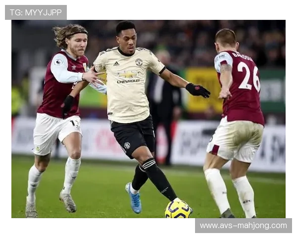 亚马尔成长阵痛:失点+错失单刀,年轻天才面临压力